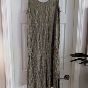 Elegant Olive Green Sleeveless Dress